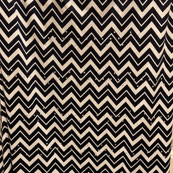 Metrowear Chevron Print Women’s Plus Size 3X Skirt Stud Accents Elastic Waist - Picture 2 of 9